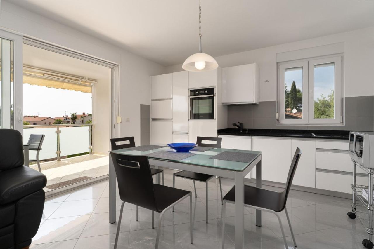Apartment Sky By Seeadria Agency Novigrad  Bagian luar foto