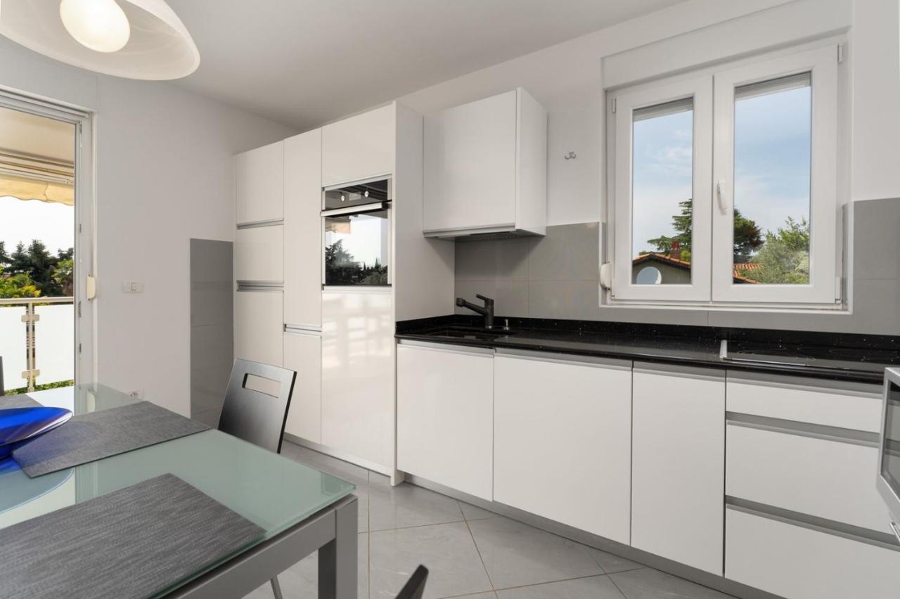 Apartment Sky By Seeadria Agency Novigrad  Bagian luar foto