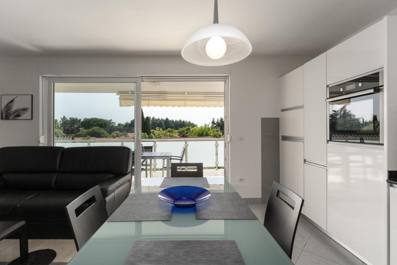 Apartment Sky By Seeadria Agency Novigrad  Bagian luar foto