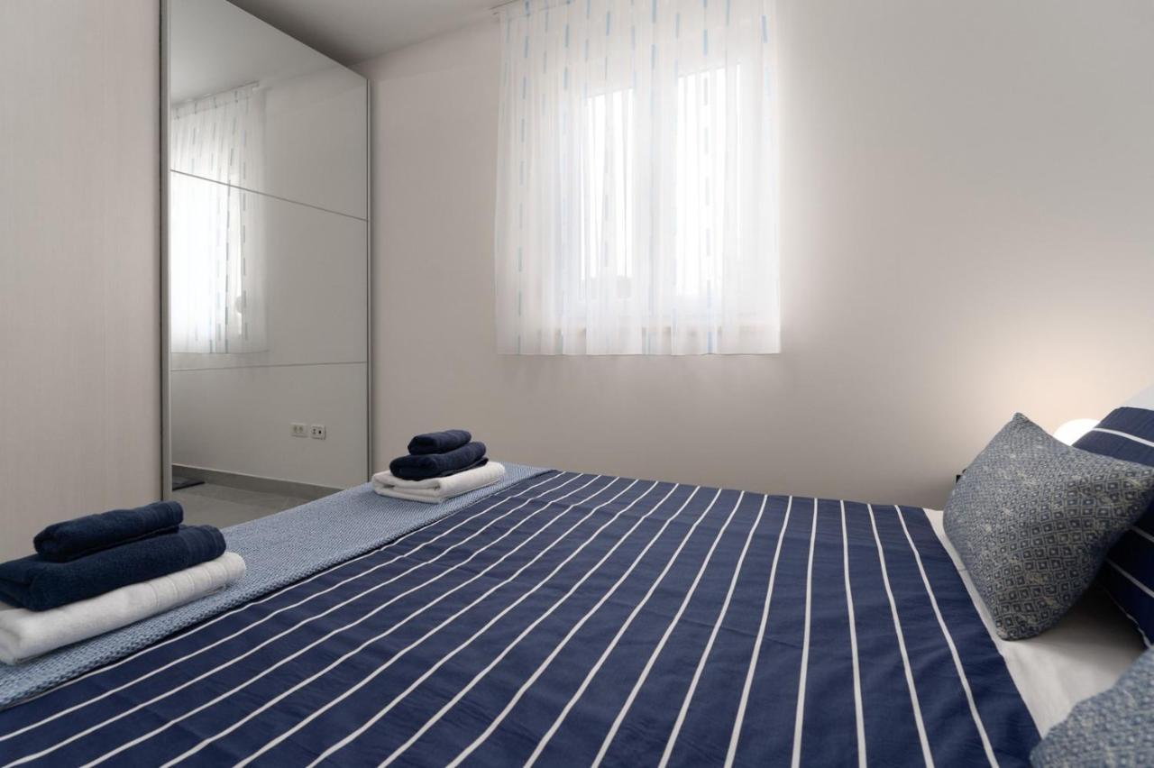 Apartment Sky By Seeadria Agency Novigrad  Bagian luar foto