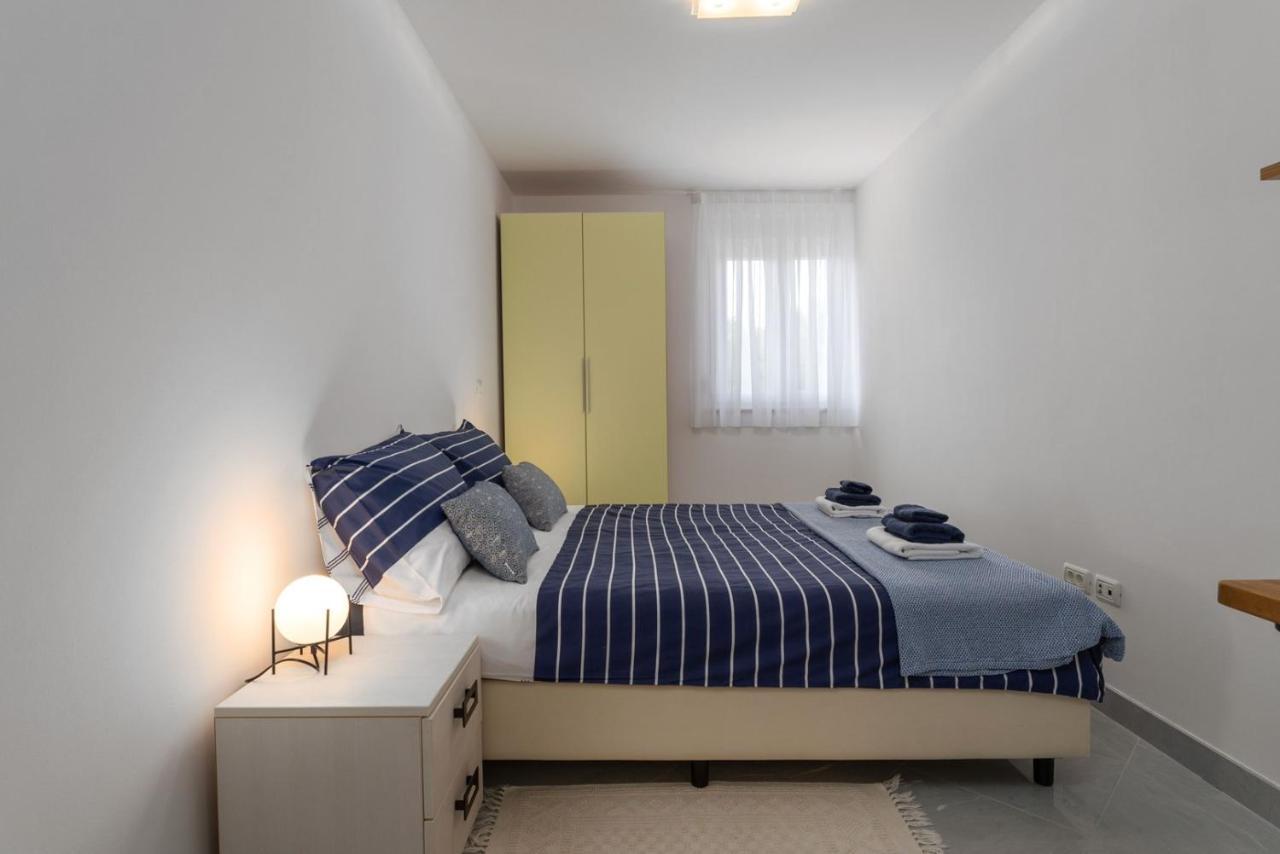 Apartment Sky By Seeadria Agency Novigrad  Bagian luar foto