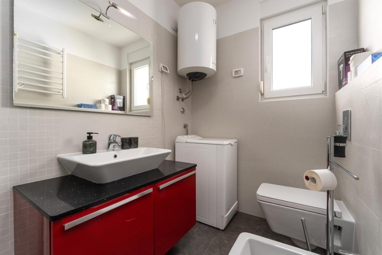 Apartment Sky By Seeadria Agency Novigrad  Bagian luar foto